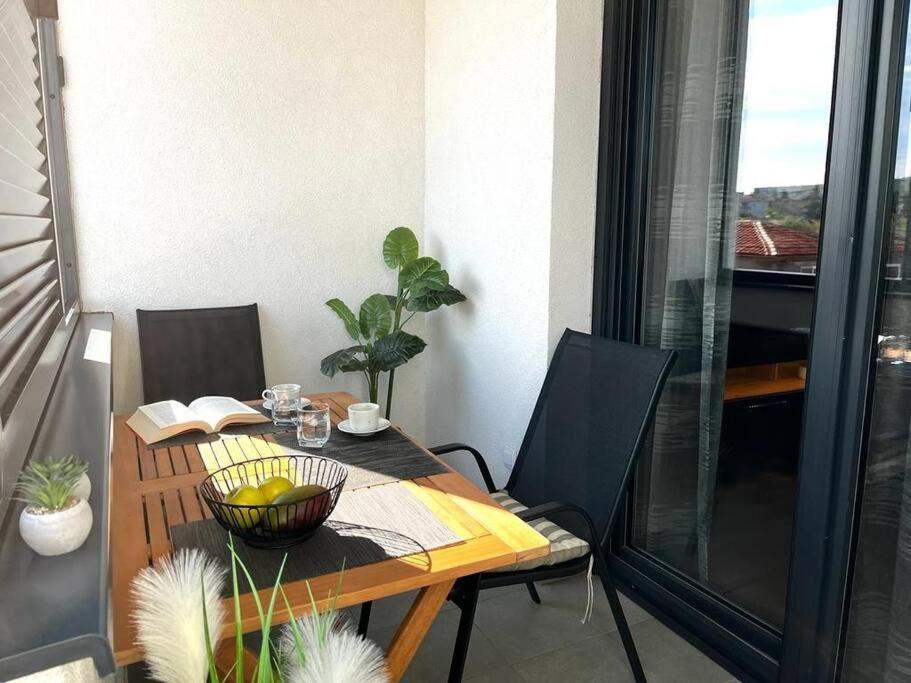 Art Apartment Monvidal พูลา ภายนอก รูปภาพ