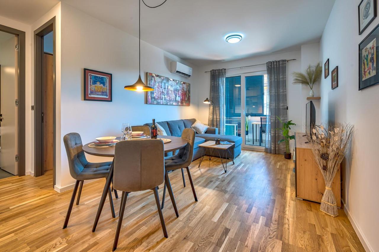Art Apartment Monvidal พูลา ภายนอก รูปภาพ