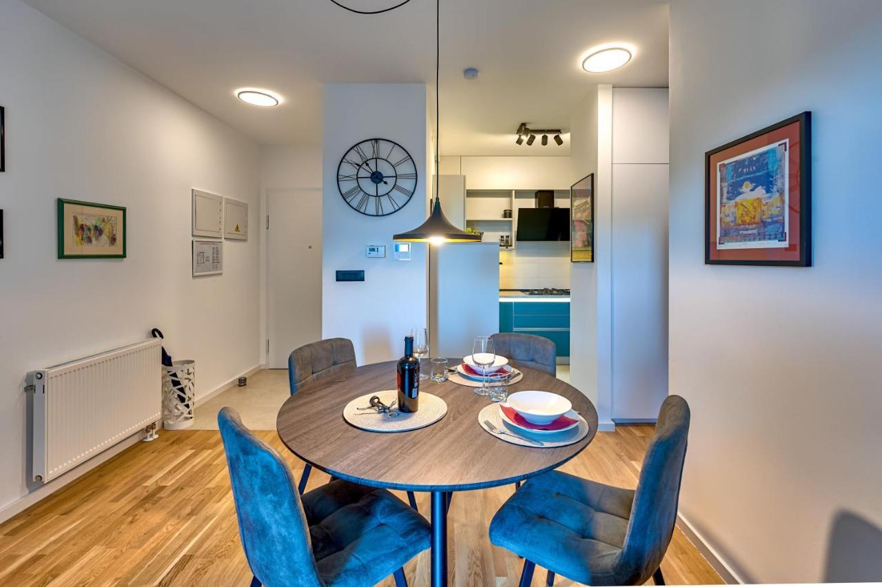 Art Apartment Monvidal พูลา ภายนอก รูปภาพ