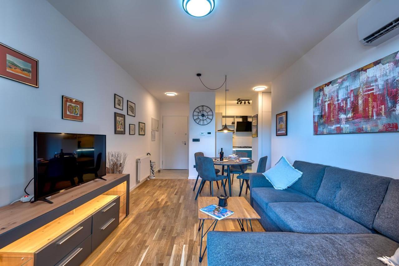 Art Apartment Monvidal พูลา ภายนอก รูปภาพ